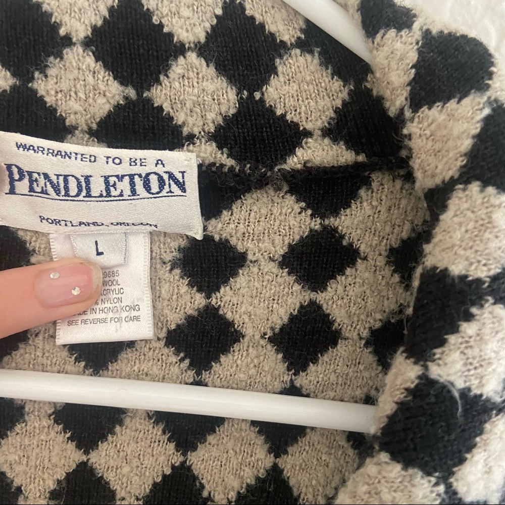 Pendleton Zip Up - Picture 2 of 4
